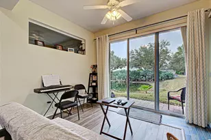 251 Vista Del Lago Way, Venice, FL 34292 - Photo 18