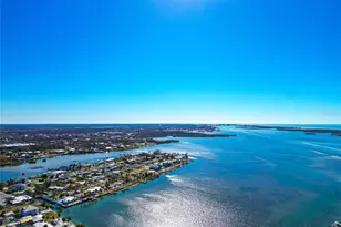 950 Oxford Dr, Englewood, FL 34223 - Photo 74