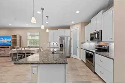 11546 Renaissance Boulevard, Venice, FL 34293 - Photo 8