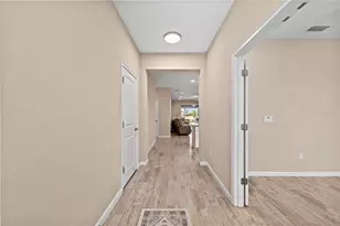 11546 Renaissance Blvd, Venice, FL 34293 - Photo 6