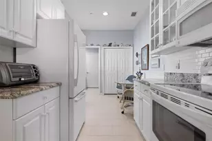 649 Back 9 Dr, Venice, FL 34285 - Photo 10