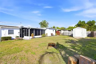 140 Poinsettia Cir NE, Port Charlotte, FL 33952 - Photo 30