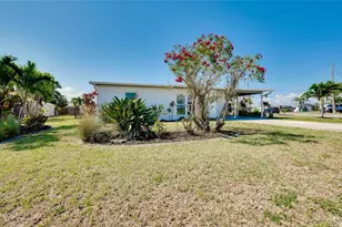 140 Poinsettia Cir NE, Port Charlotte, FL 33952 - Photo 2