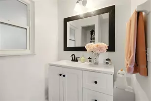 140 Poinsettia Cir NE, Port Charlotte, FL 33952 - Photo 20