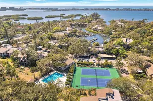 1697 Brookhouse Cir, Sarasota, FL 34231 - Photo 38