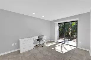 1697 Brookhouse Cir, Sarasota, FL 34231 - Photo 26