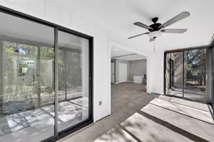 1697 Brookhouse Cir, Sarasota, FL 34231 - Photo 12