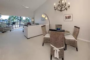 406 Laurel Lake Dr, Venice, FL 34292 - Photo 8