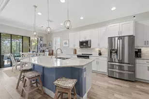 10399 Medjool Dr, Venice, FL 34293 - Photo 14