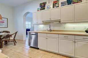 209 Reclinata Cir, Venice, FL 34292 - Photo 14