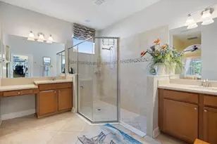 2542 Cortenova Ct, Venice, FL 34292 - Photo 24