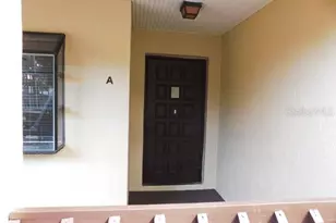 375 3 Lakes Ln, Venice, FL 34285 - Photo 4