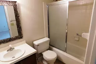 375 3 Lakes Ln, Venice, FL 34285 - Photo 10