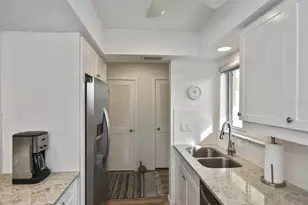 1200 Tarpon Center Dr, Venice, FL 34285 - Photo 14