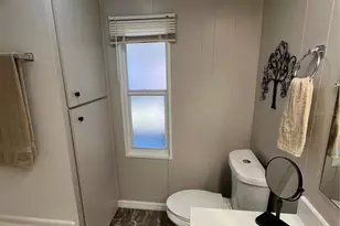 837 Jolanda Cir, Venice, FL 34285 - Photo 30