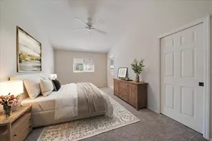 677 Ironwood Cir, Venice, FL 34292 - Photo 16