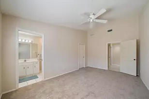 677 Ironwood Cir, Venice, FL 34292 - Photo 18