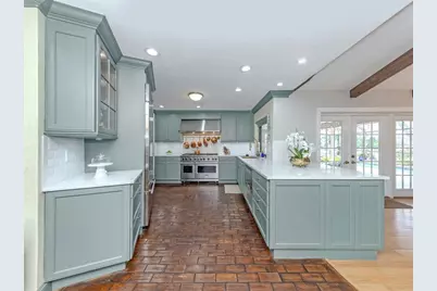 1388 Vermeer Drive, Nokomis, FL 34275 - Photo 10