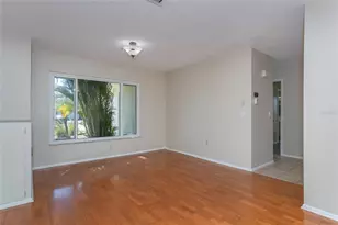 517 Mt Vernon Dr, Venice, FL 34293 - Photo 8