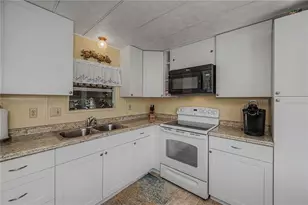 108 W Marland Ct, Nokomis, FL 34275 - Photo 20