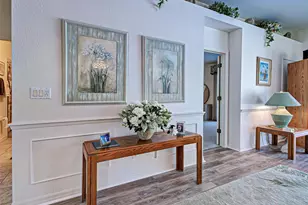 201 King Palm Ct, Venice, FL 34292 - Photo 10