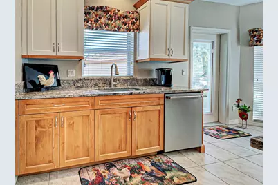 201 King Palm Court, Venice, FL 34292 - Photo 12