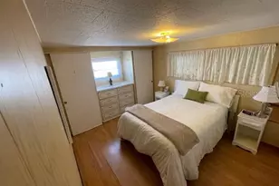 714 S Green Cir, Venice, FL 34285 - Photo 8