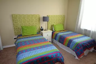 9306 Coachman Dr, Venice, FL 34293 - Photo 8