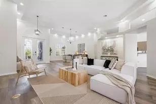 422 Wincanton Pl, Venice, FL 34293 - Photo 10