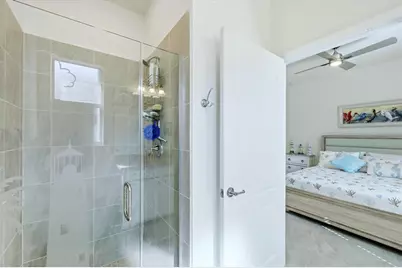 15025 Spanish Point Drive, Port Charlotte, FL 33981 - Photo 18