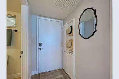 1100 Tarpon Center Drive #202, Venice, FL 34285 - Photo 14