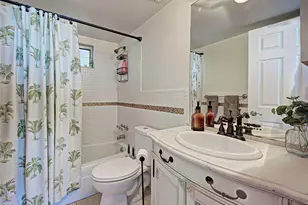 1100 Tarpon Center Dr, Venice, FL 34285 - Photo 32