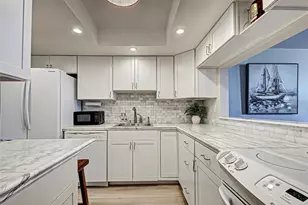 1100 Tarpon Center Dr, Venice, FL 34285 - Photo 18