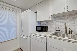 1100 Tarpon Center Dr, Venice, FL 34285 - Photo 20