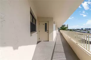 5790 Midnight Pass Rd, Sarasota, FL 34242 - Photo 6