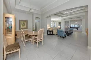 111 Wayforest Dr, Venice, FL 34292 - Photo 2