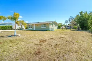 825 E 5th St, Englewood, FL 34223 - Photo 6