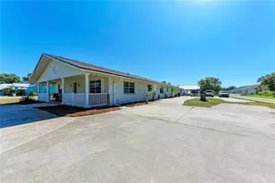 1499 17th St W, Palmetto, FL 34221 - Photo 6