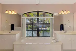 525 Waterwood Ln, Venice, FL 34293 - Photo 40