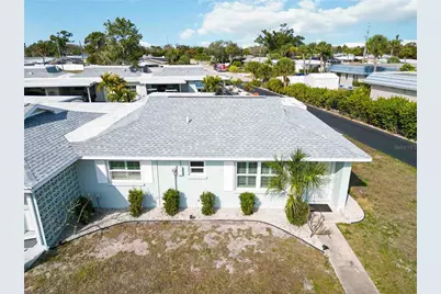 1015 Beach Manor Circle #53, Venice, FL 34285 - Photo 2