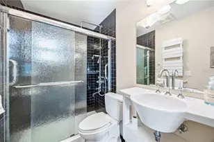 1015 Beach Manor Cir, Venice, FL 34285 - Photo 40