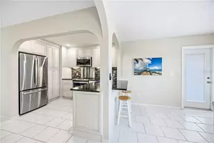 1015 Beach Manor Cir, Venice, FL 34285 - Photo 32