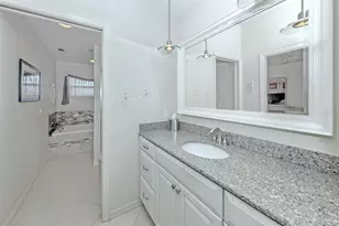 575 Clubside Cir, Venice, FL 34293 - Photo 18