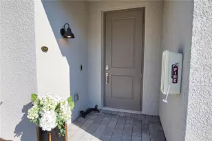 17685 Boracay Ct, Venice, FL 34293 - Photo 8