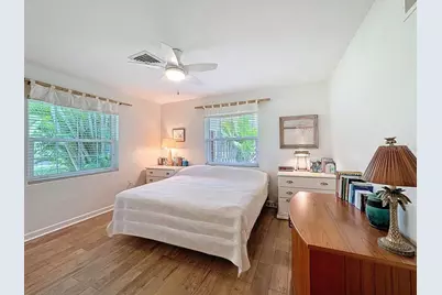 337 Harbor Drive S, Venice, FL 34285 - Photo 18