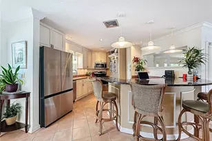 337 Harbor Dr S, Venice, FL 34285 - Photo 10