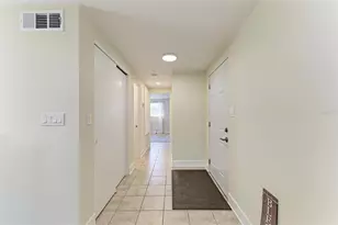 730 Caribbean Cir, Venice, FL 34293 - Photo 8