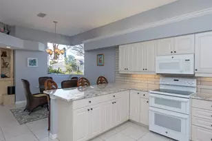 25 Windsor Dr, Englewood, FL 34223 - Photo 10