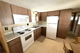 212 Wolverine Ave, North Port, FL 34287 - Photo 12