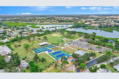 514 Harbor Drive S, Venice, FL 34285 - Photo 36